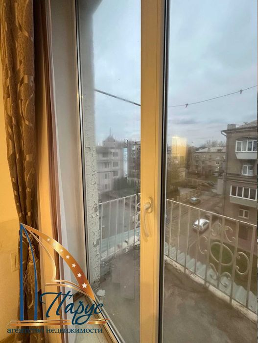 1-кімнатна  Південноукраїнська 5/5