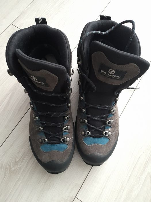 Buty górskie zimowe scarpa revolution gtx 42,5