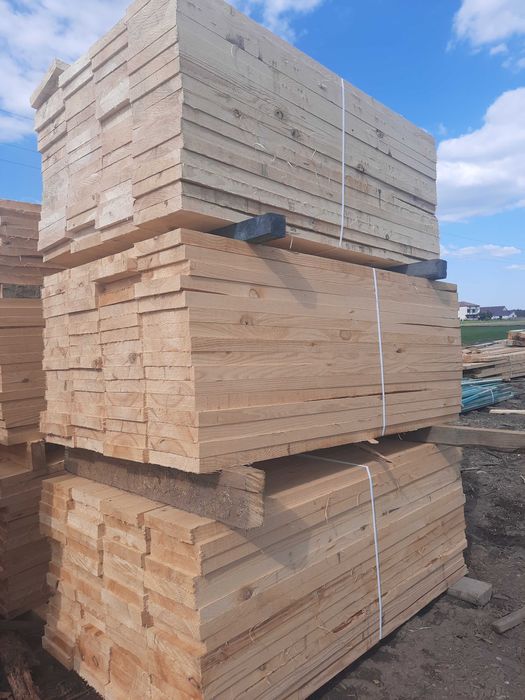 więźba dachowa, deski, pellet