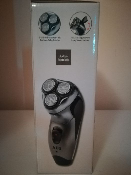 Máquina de barbear nova