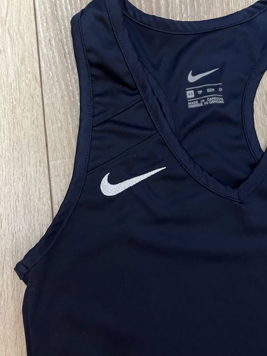 Жіноча спортивна майка Nike  | Розмір XS | Оригінал | Темно-синя