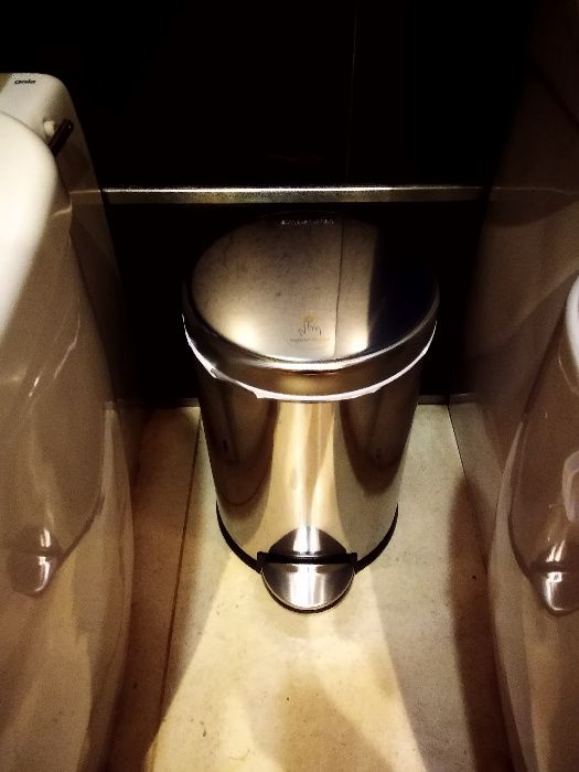 Balde lixo inox cromado NOVO da SIMPLEHUMAN 4,5lt