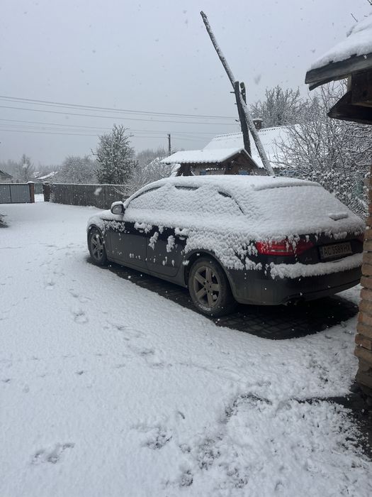 Продам ауді а4 б8