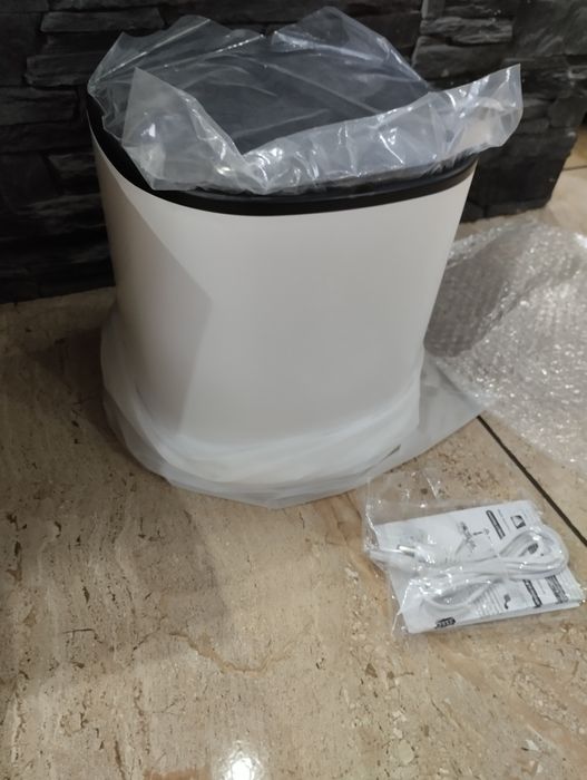 Prezent Maszynka do czyszczenia pędzli makijaż