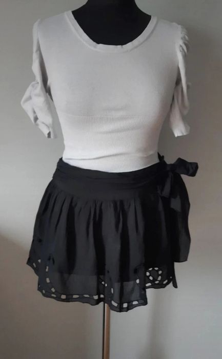 Bluzeczka damska z bufiastymi rękawami, S