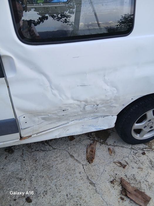 Carrinha em bom estado geral