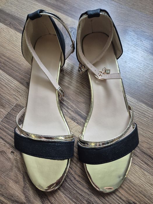 Buty damskie rozmiar 42