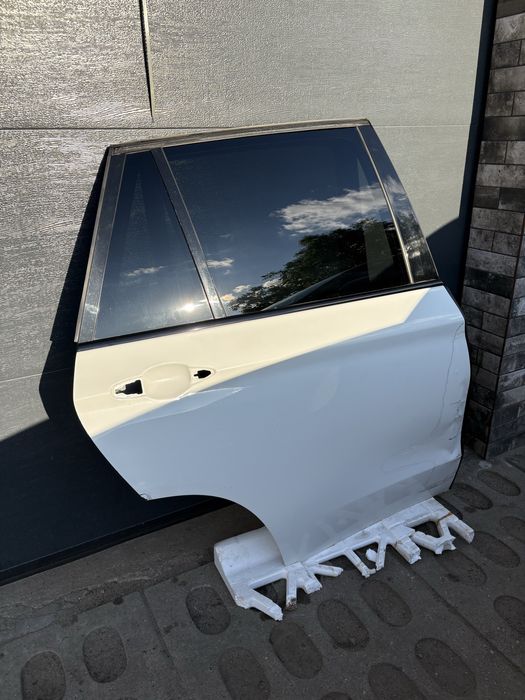Drzwi prawy tył Bmw X5 F15 A300