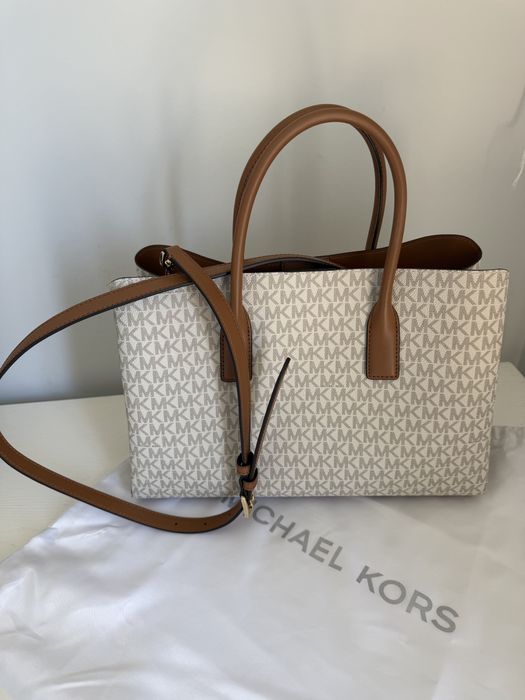 Mala Michael Kors