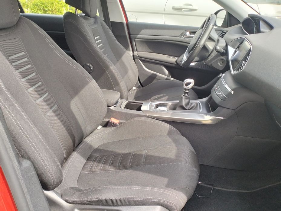 Peugeot 308 t9 przebieg 134 tys km