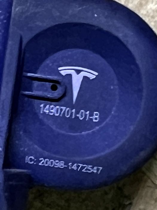 Датчик тиску Тесла Разборка Киев 1490701-01-В