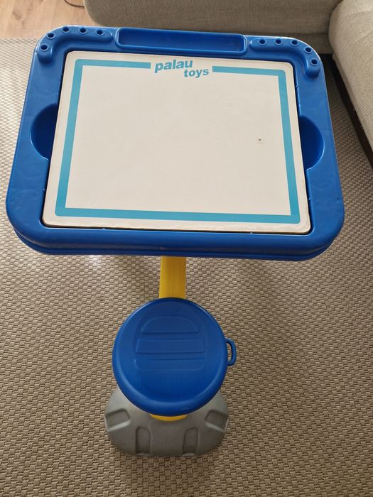 Mesa de brincar, pintar, desenhar da Palau Toys