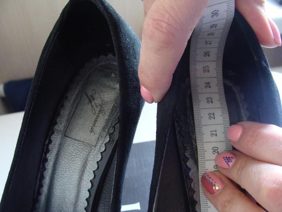 туфли замшевые черные на каблуке