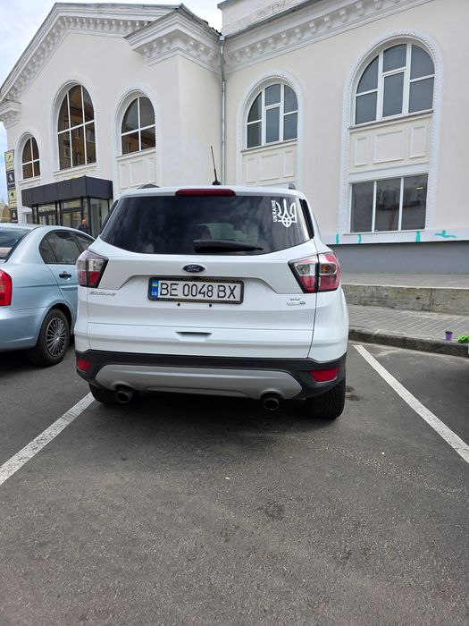 Продаж власного авто Ford Escape 2016