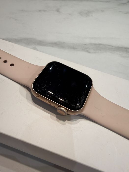 iWatch seria 5 40 mm