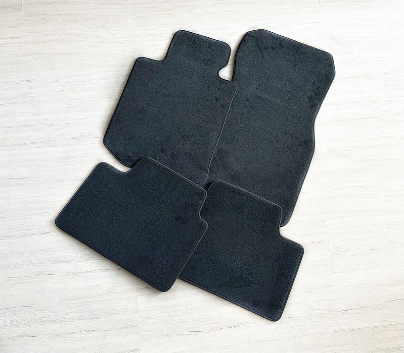 Нові коврики оригінал BMW 3 (G20,G21, F30, i-4,F34), 4 (F32,F36) велюр