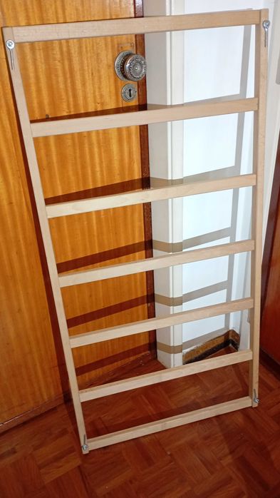 Estrado de Berço IKEA 120 x 60cm.