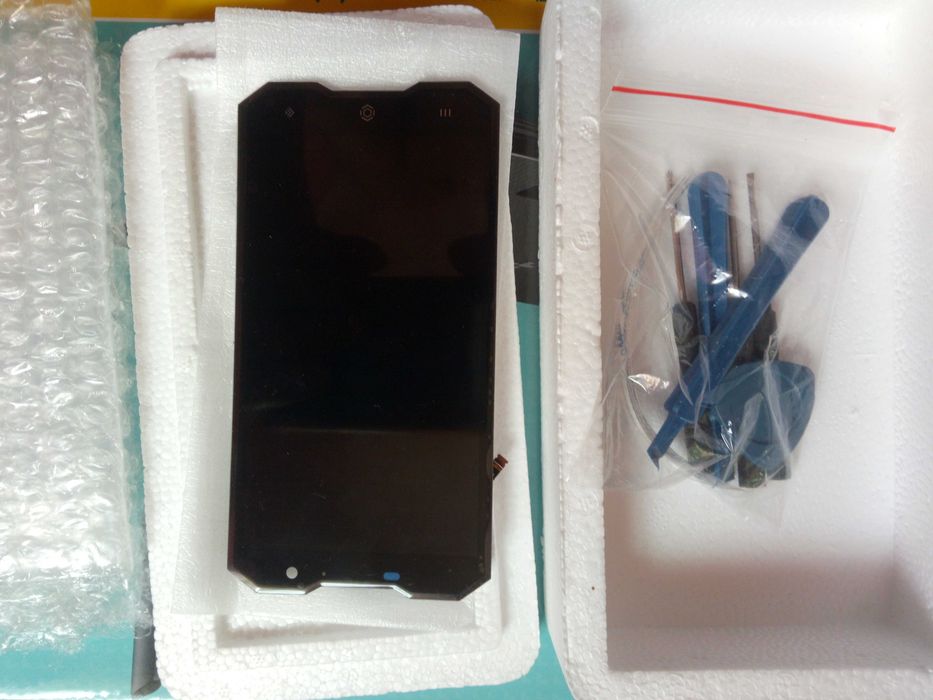 HomTom Zoji Z8 екранний модуль
