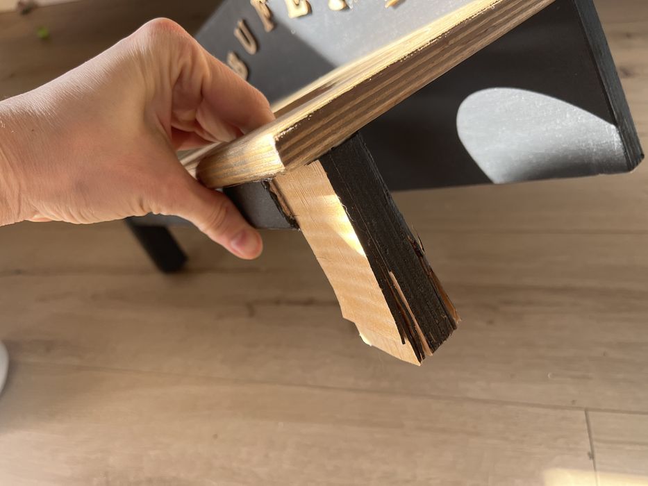 REZERWACJA Stojak z miseczkami dla kota