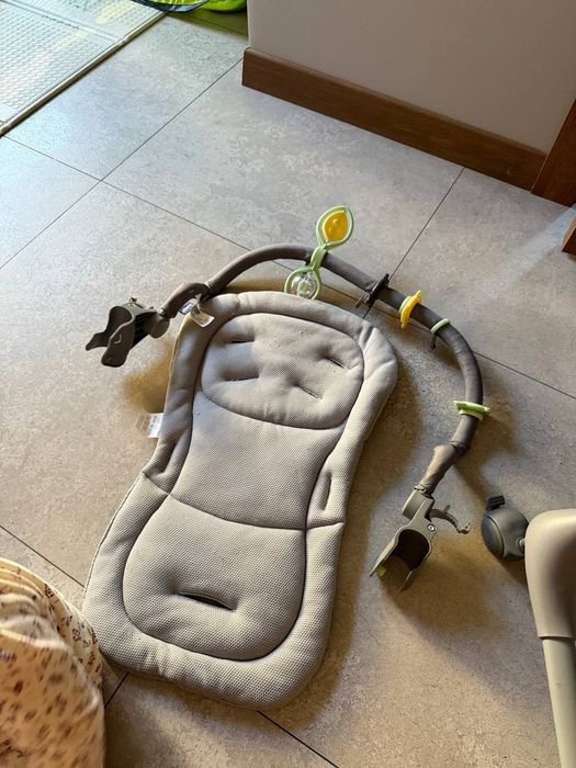 Stolik do jedzenia dla dzeci Chicco Magic Relax
Stolik Chicco