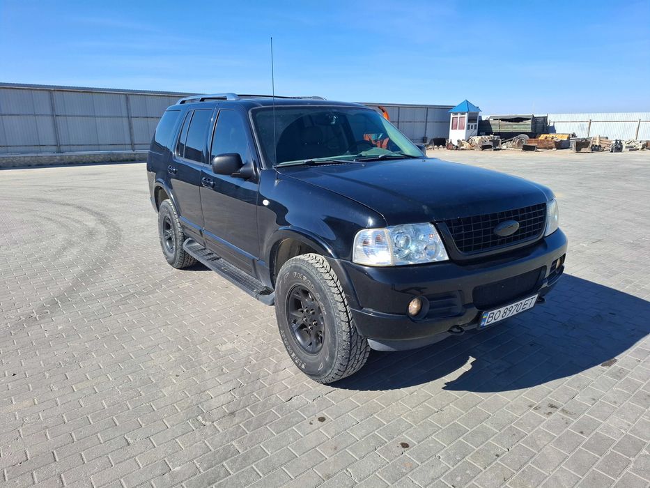 Автомобіль Ford Explorer