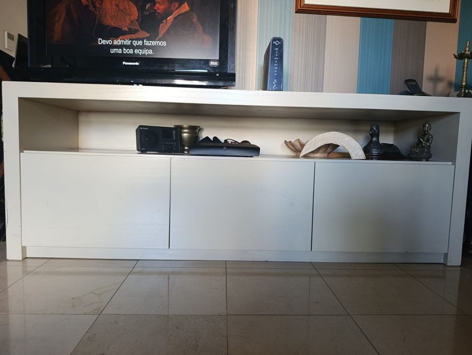 Móvel para televisão
