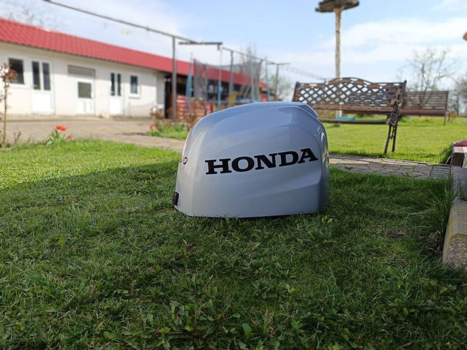 Ковпак на лодочний мотор Honda 80