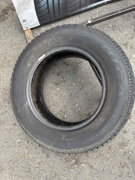 Шини 175/70 R13 Debica  6,5 мм.. 2022 рік