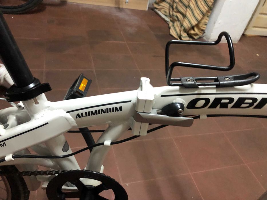 Bicicleta dobrável órbita com selim e punhos em pele
