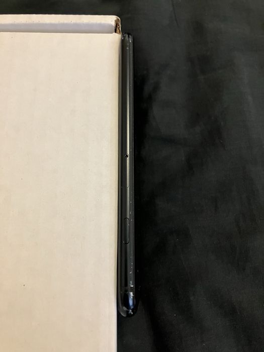 Apple iphone SE 3rd gen 2022 64 gb neverlock акумулятор 85%