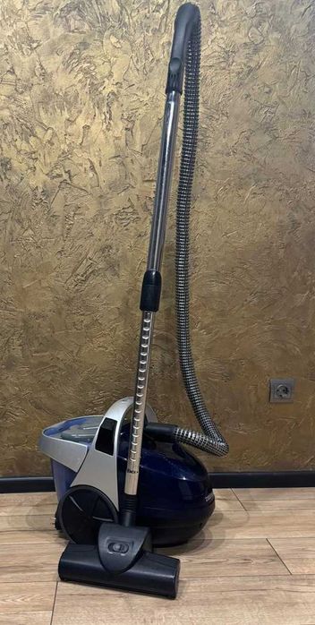 Пылесос - Zelmer Aquos 1600W