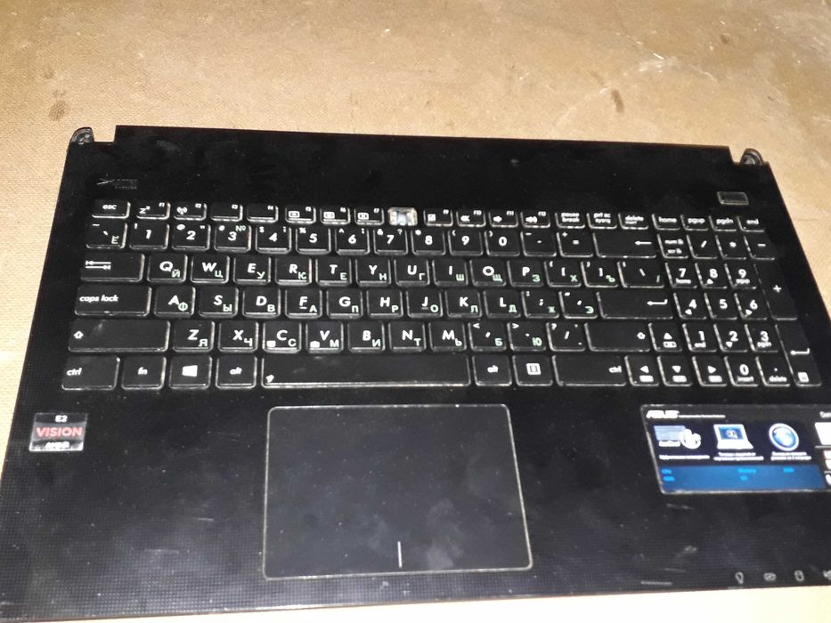 Продам ноутбук Asus X501U (X401U-M3) (розборка або відновлення)