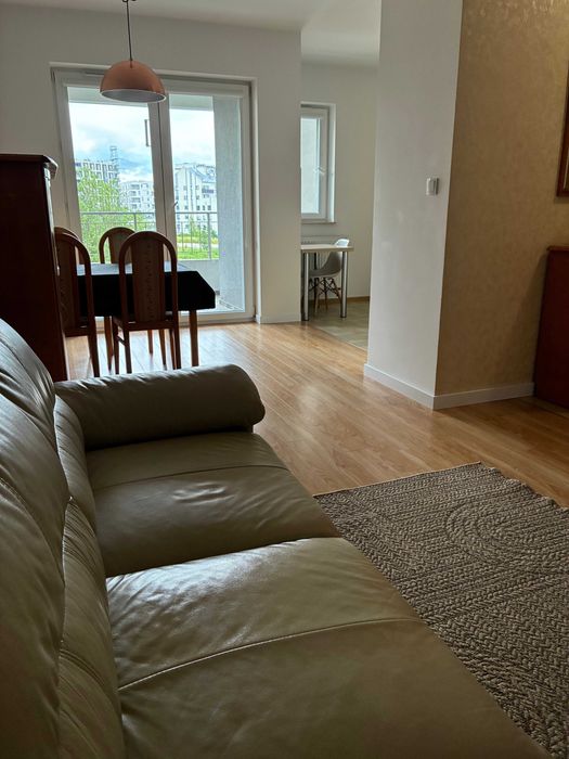 Wynajmę mieszkanie 2 pokojowe, balkon, winda, tramwaj, obwodnica, jezioro
