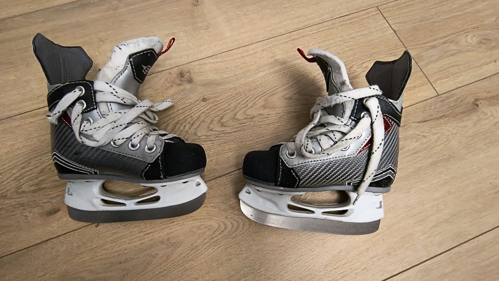 Łyżwy hokejowe dziecięce Easton Stealth S1 r 27 Y9