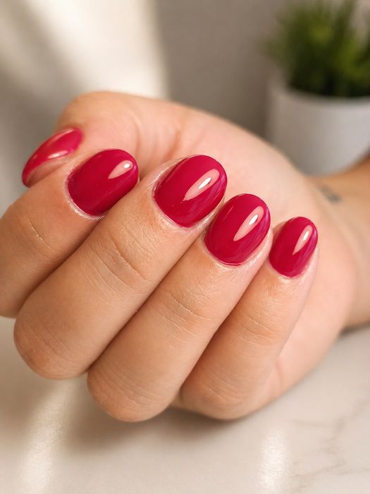 Unhas de gel, pedicure, tratamentos e depilação a laser