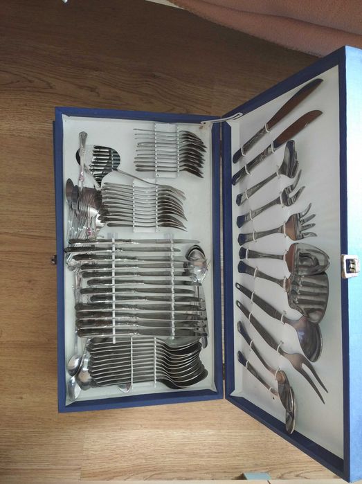 Chrome Cutlery Set in Box423702230992179201