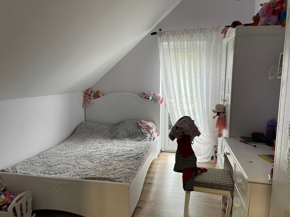 Будинок біля озера в Осокорках — комфорт, простір, гармонія з природою