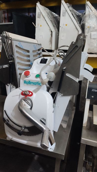 Тестораскатка ROLLMATIC SH 50B