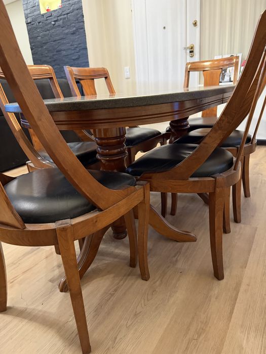 Mesa de Jantar + 6 Cadeiras – Madeira Maciça e Tampo em Pedra
