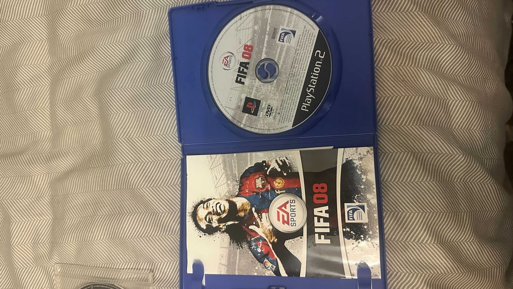 PlayStation 2 Slim + 2 Comandos + Jogos + Cartão de Memória - Funciona