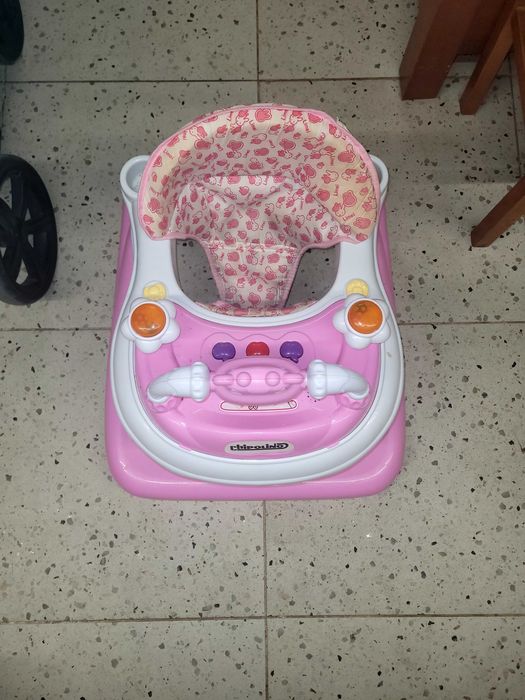 Conjunto Bebé: Berço Kinderkraft + Andador Chipolino