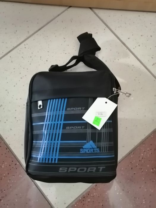 Saszetka na ramię. WYPRZEDAZ.