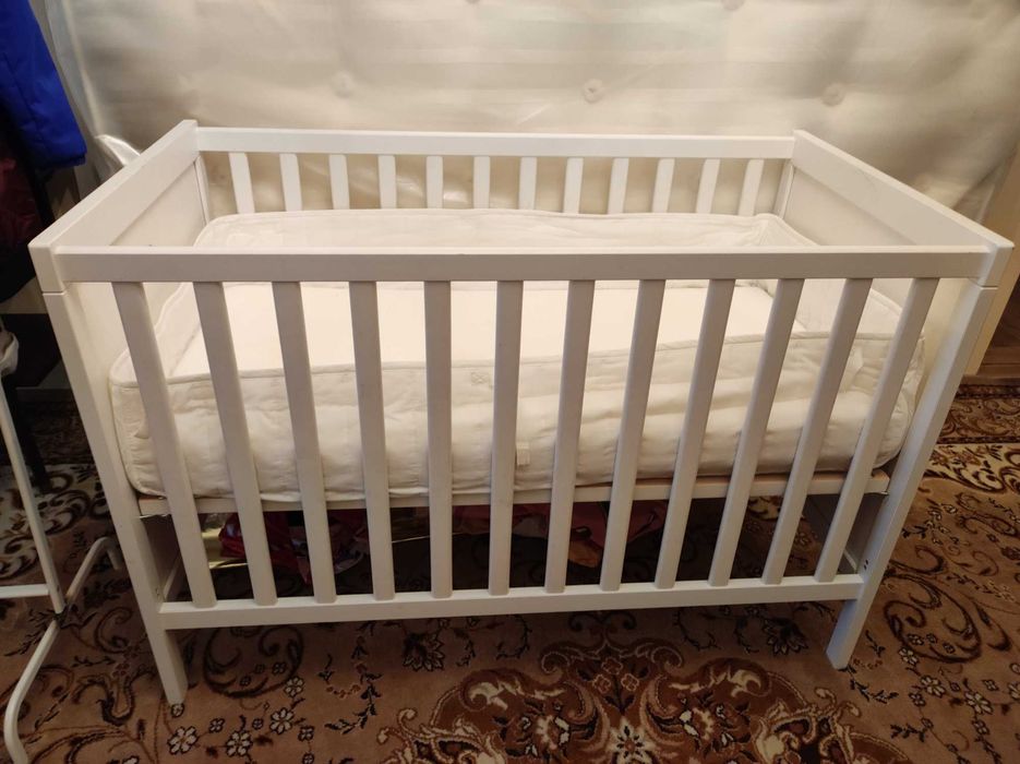 Łóżeczko dziecięce SUNDVIK + Materac + Ochraniacz