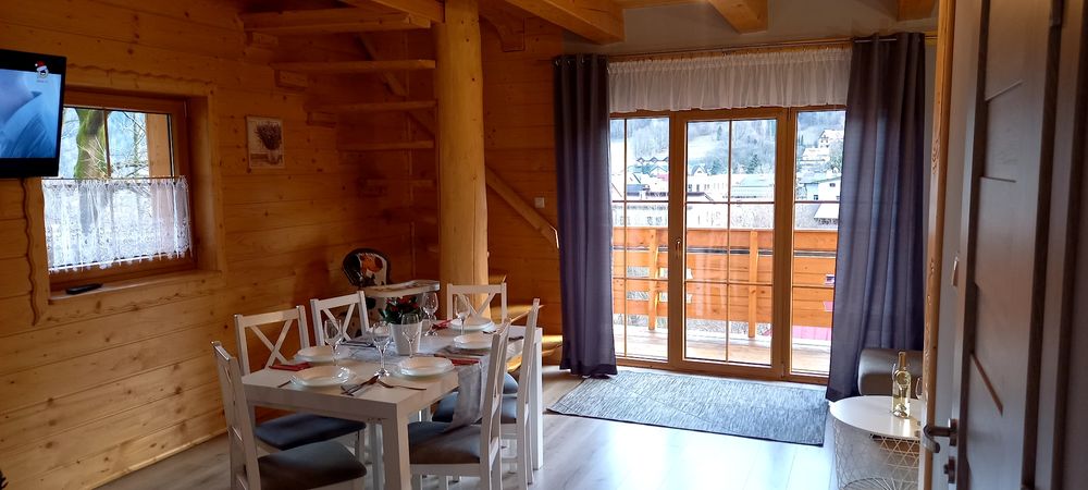 Dom, Domek, Domki,Apartamety z Sauną''WALÓWKA'' Szczyrk, Centrum.