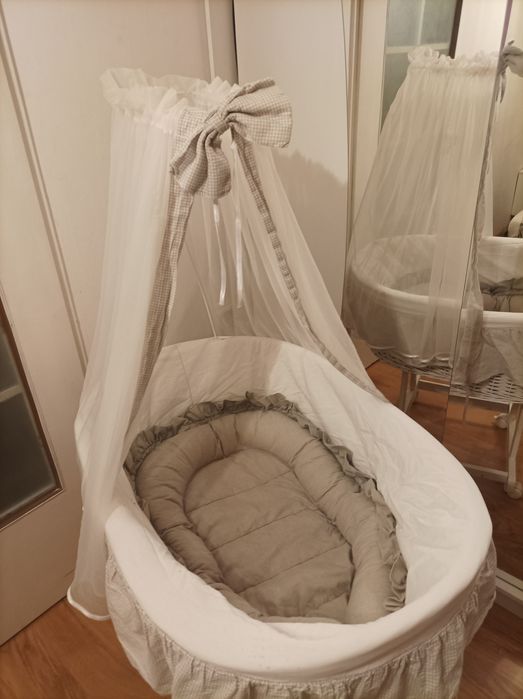 Kosz Mojżesza. Łóżeczko