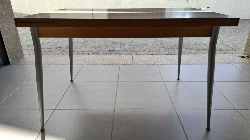 Mesa Extensivel 80x120/180cm