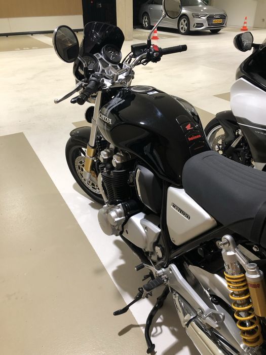 Honda CB1100 RS como nova