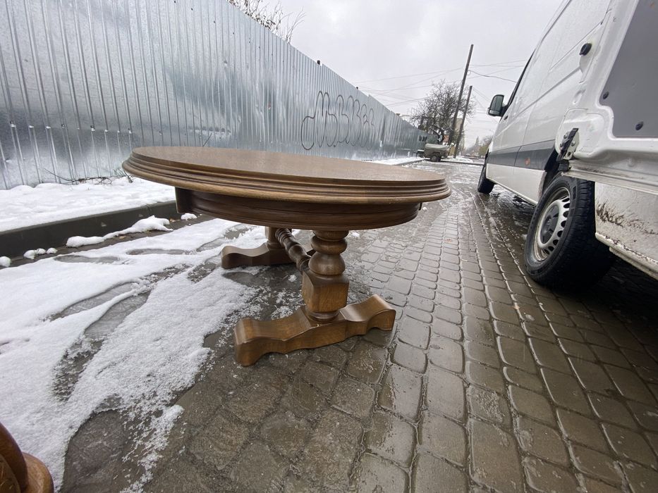 Стіл дубовий Круглий