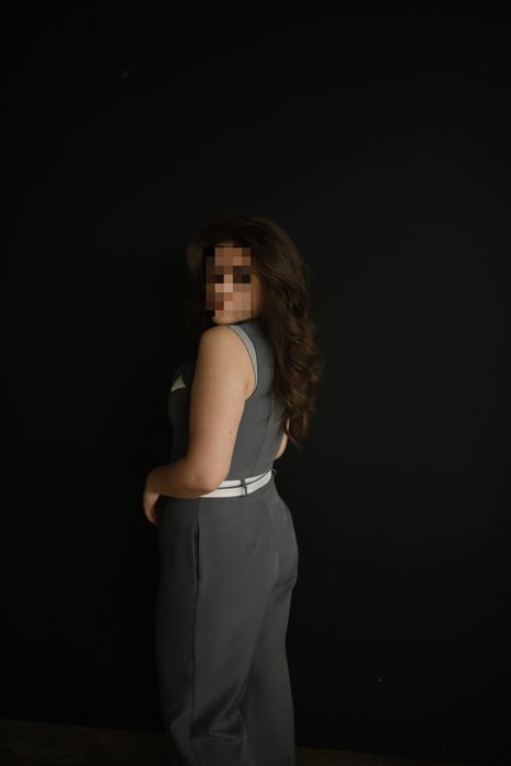 Костюм класичний сірий з преміальої костюмної тканини