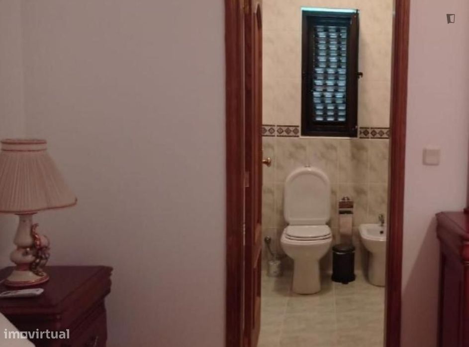 Casa com 3 quartos - localizado em Braganca